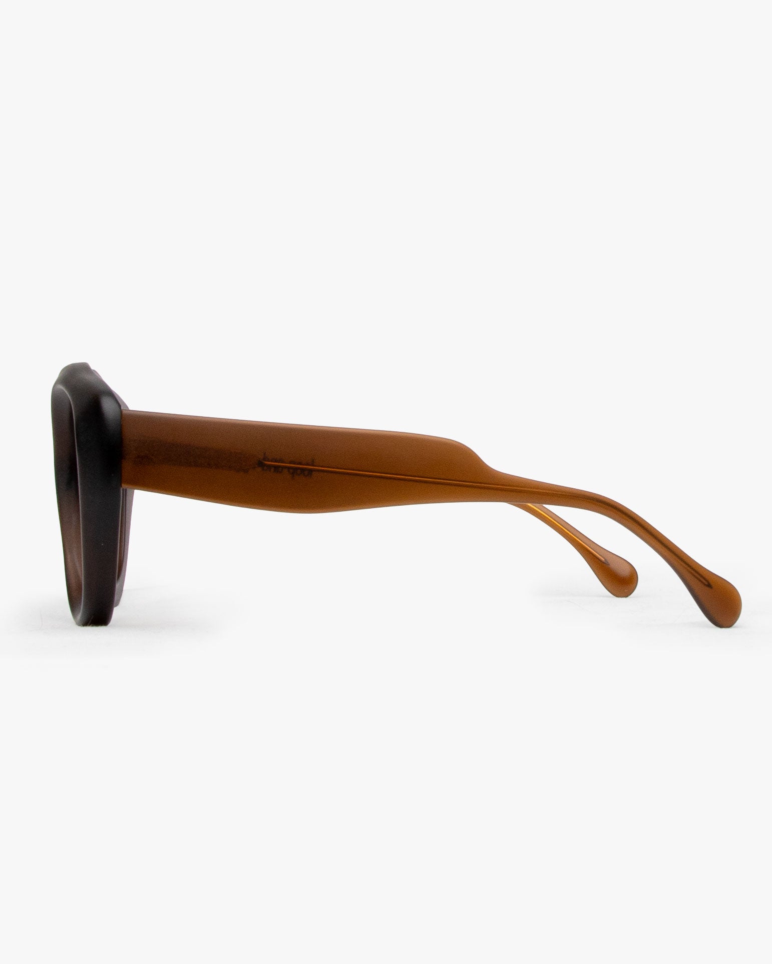 LAG 003 x DARK BROWN