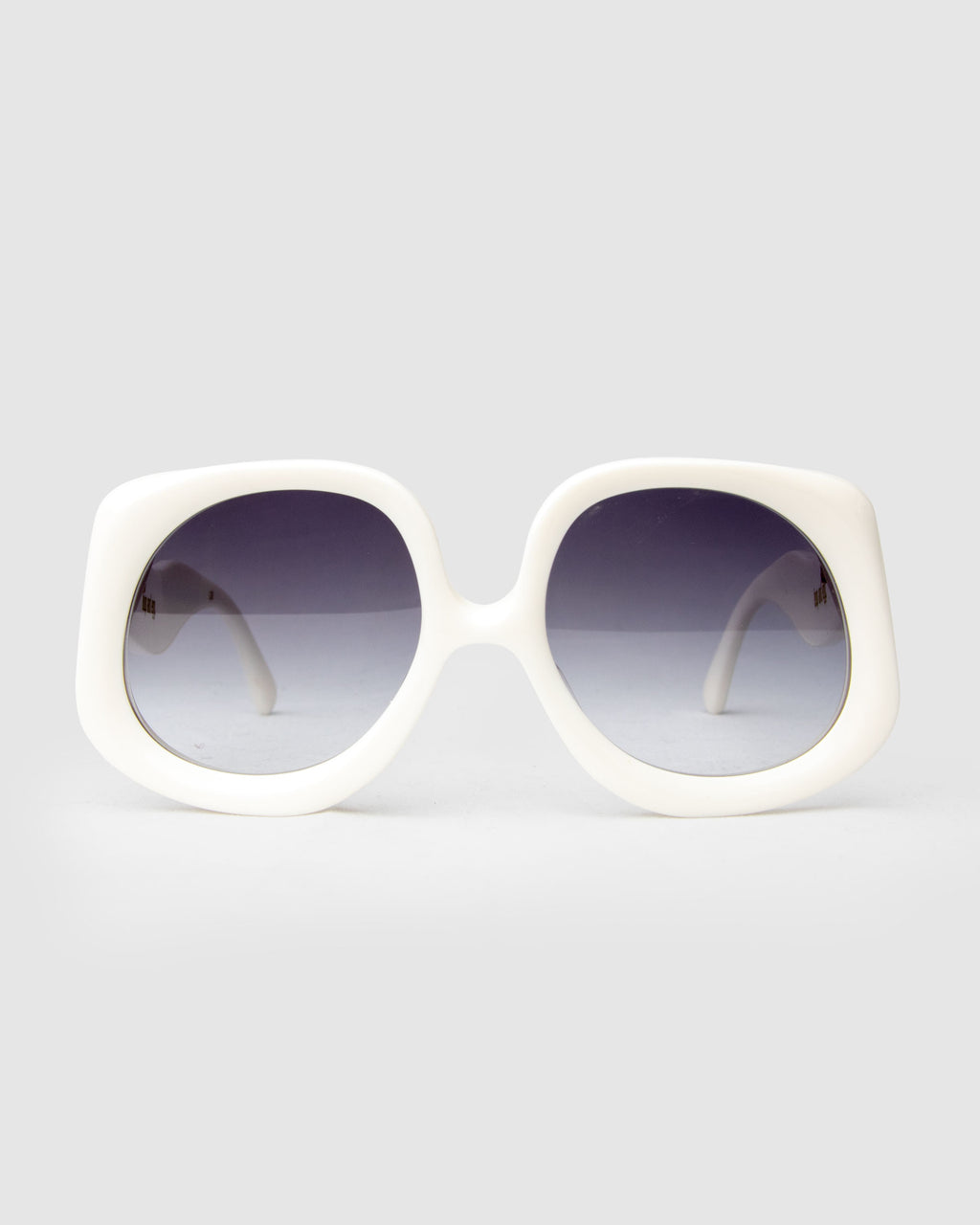 LAG_001 X WHITE